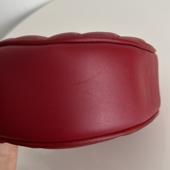 CHLOE *NEW* Drew Red Bag with Gold hardware & Dust Cover in Excellent Condition - Picture 10 of 17